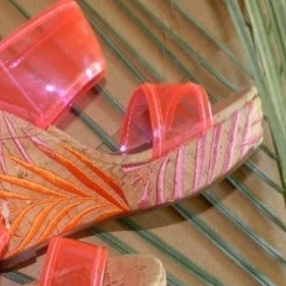 Naughty‎ Monkey Platform Wedges Sandals PINK Strap 💥NWT!🆕FAST😮‍💨⚡🚚 - Picture 3 of 8